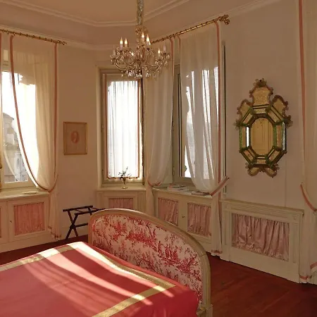 Sleeps 26 Pool Air Con Wifi