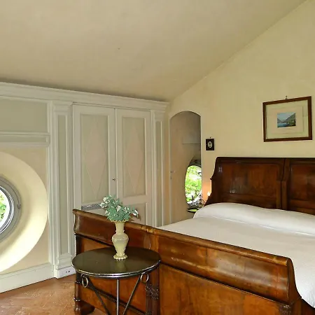 Βίλα Sleeps 26 Pool Air Con Wifi Blevio